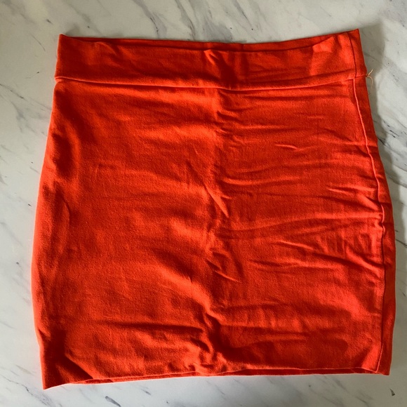 FashionNova Bright Orange Mini Skirt - Picture 4 of 9